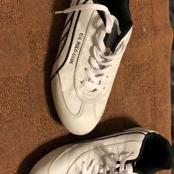 Vintage Womans Polo black/white canvas gymshoes NWOT - Picture 3 of 3